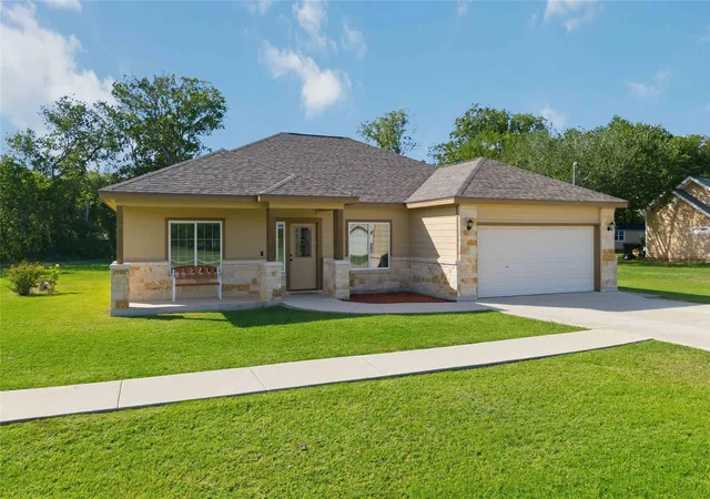 Homes for sale in Martindale, TX | 285 Hummingbird Wy, Martindale, TX 78655 | MLS# 5539707