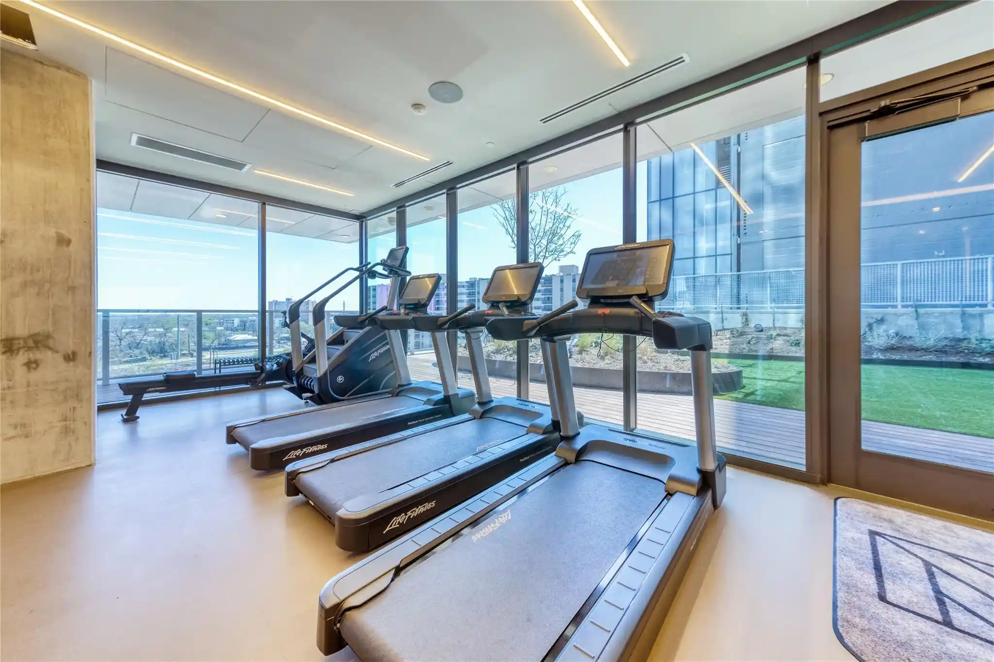 Listing Photo 40 - Condo for sale in 48 E Ave located at 48 E Ave, Austin, TX 78701 - Unit #2611