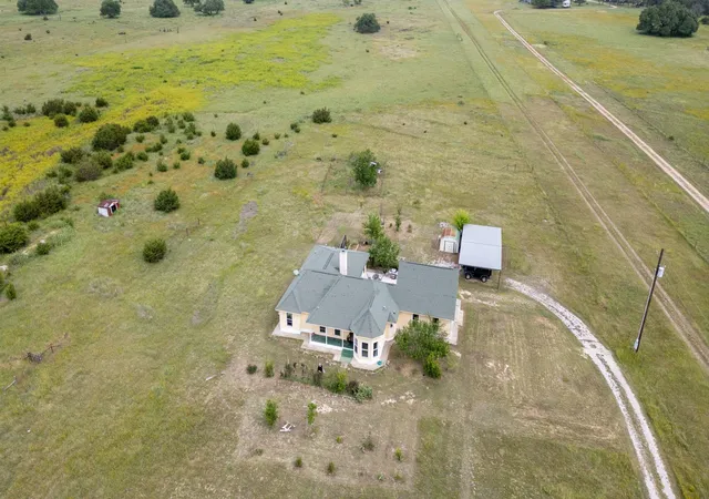 4th image of 450 Cr 204, Burnet, TX 78611 | MLS# 5851976