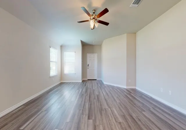 Photo 3 of Single family home for sale at 104 Kenzie St, Thorndale, TX 76577 | MLS# 8327360 | Listing updated on 2026-10-02