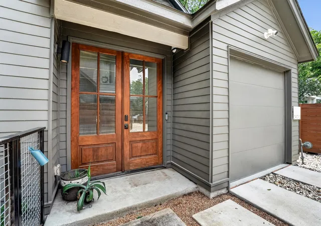 5th image of 2901 Castro St #2, Austin, TX 78702 | MLS# 9855054