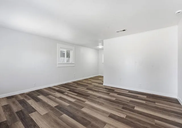 5th image of 1911 Hearthside Dr, Austin, TX 78757