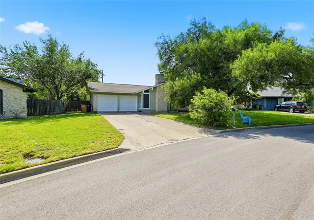 Photo 3 of Single family home for sale at 5503 Basswood Ln, Austin, TX 78723 | MLS# 2420504 | Listing updated on 2026-09-29