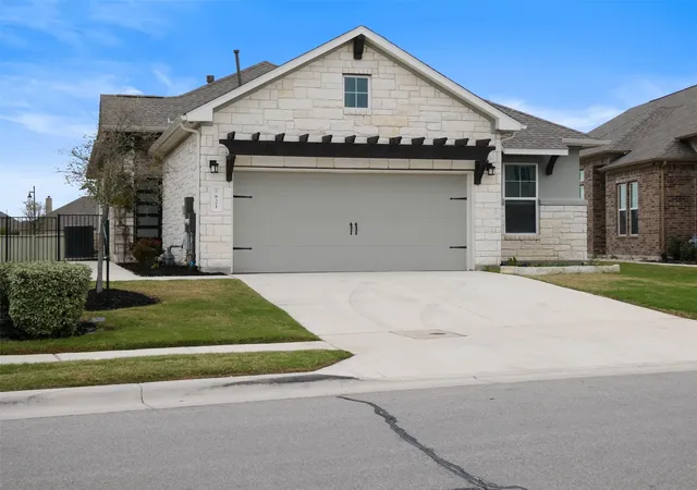 2nd image of 821 Faith Dr, Liberty Hill, TX 78642 | MLS# 8423223