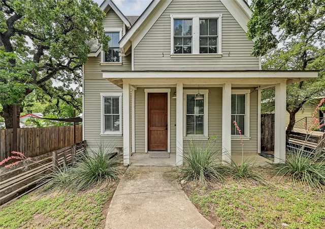 2nd image of 2013 Peoples St, Austin, TX 78702 | MLS# 7627322