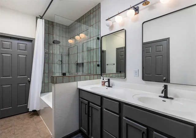 3rd image of 532 Lookout Tree Ln, Round Rock, TX 78664 | MLS# 9426747