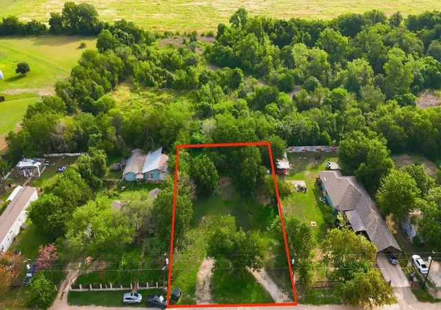 1st image of 43 Skycrest Dr, Martindale, TX 78655 | MLS# 1086619