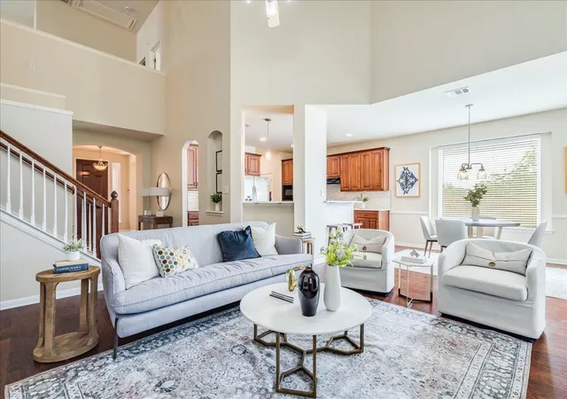 Photo 2 of Sale Pending at 11101 Sandstone Trl, Austin, TX 78750 | MLS# 9647628 | Listing updated on 2026-09-08