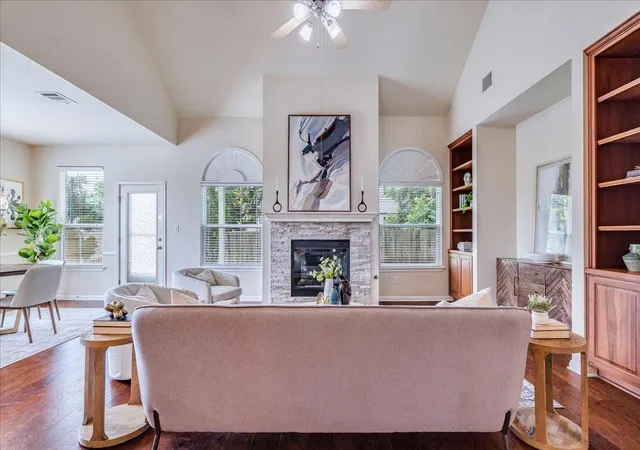 Photo 4 of Sale Pending at 11101 Sandstone Trl, Austin, TX 78750 | MLS# 9647628 | Listing updated on 2026-09-08