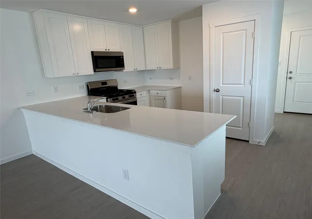 Photo 2 of Single family home for sale at 140 Twins Trl, Hutto, TX 78634 | MLS# 2827508 | Listing updated on 2026-09-22