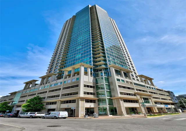 1st image of 300 Bowie St #1305, Austin, TX 78703 | MLS# 3967060
