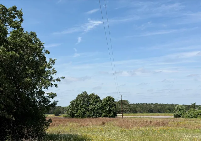 2nd image of 829 Old Hwy 20 Hwy #A, Mc Dade, TX 78650 | MLS# 6901560
