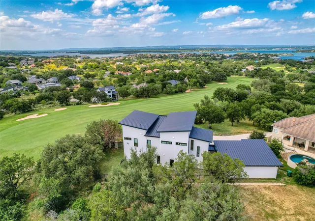 Homes for sale in Horseshoe Bay, TX | 207 Kites Ct, Horseshoe Bay, TX 78657 | MLS# 2496074