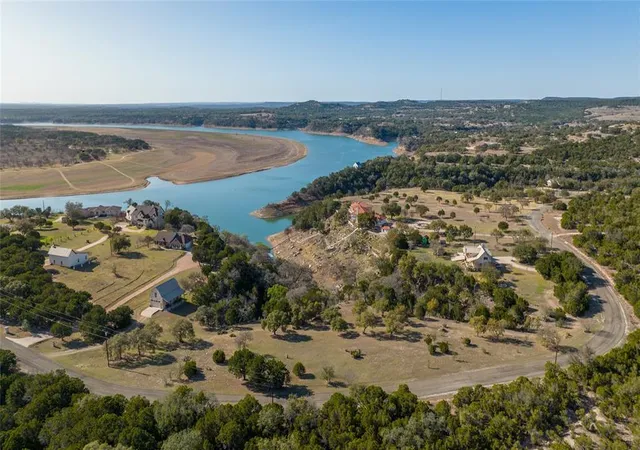 3rd image of 5300 Lookout Ridge Dr, Marble Falls, TX 78654 | MLS# 1476541