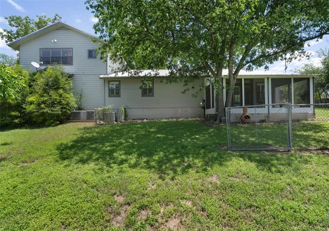 Homes for sale in Kingsland, TX | 6448 River Oaks Dr, Kingsland, TX 78639 | MLS# 9371898