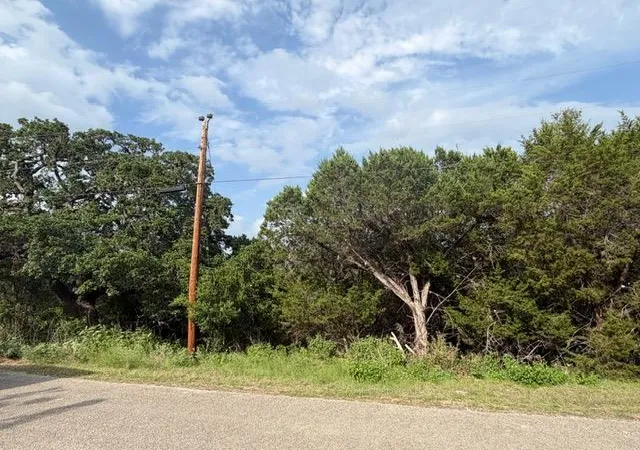 Photo 1 of Land for sale at 1476 Cyn Ridge Dr, Canyon Lake, TX 78133 | MLS# 1000549 | Listing updated on 2026-08-17