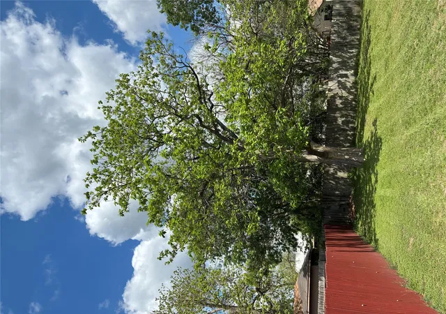 Homes for sale in Thorndale, TX | 106 N 6th St, Thorndale, TX 76577 | MLS# 3177286