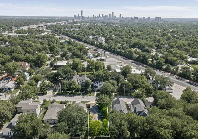 Photo 2 of Multi family home for sale at 918 East 50th, Austin, TX 78751 | MLS# 8723622 | Listing updated on 2026-07-11