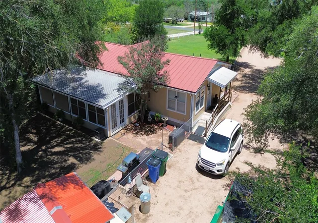Photo 4 of Manufactured home for sale at 15711 La Hacienda Dr, Austin, TX 78734 | MLS# 8869274 | Listing updated on 2026-09-13