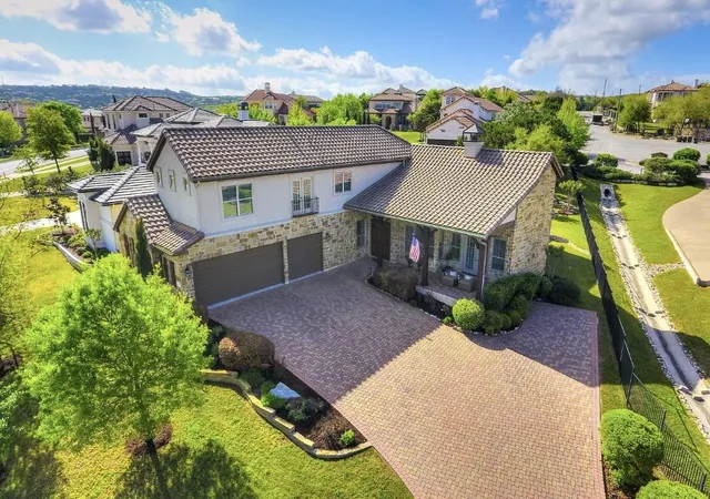 Photo 1 of Single family home for sale at 519 Golden Bear Dr, Austin, TX 78738 | MLS# 1874757 | Listing updated on 2026-07-03