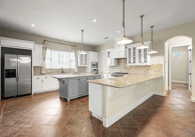Photo 2 of Single family home for sale at 519 Golden Bear Dr, Austin, TX 78738 | MLS# 1874757 | Listing updated on 2026-07-03