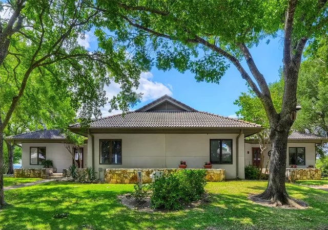 Homes for sale in Spicewood, TX | 1607 Clubhouse Hill Dr, Spicewood, TX 78669 | MLS# 7029774