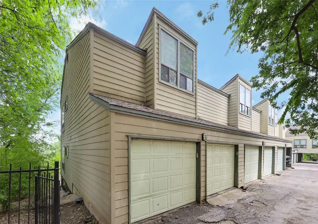 2nd image of 2612 San Pedro St, Austin, TX 78705