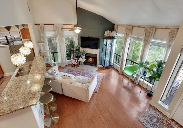 3rd image of 2612 San Pedro St #219, Austin, TX 78705 | MLS# 9960239
