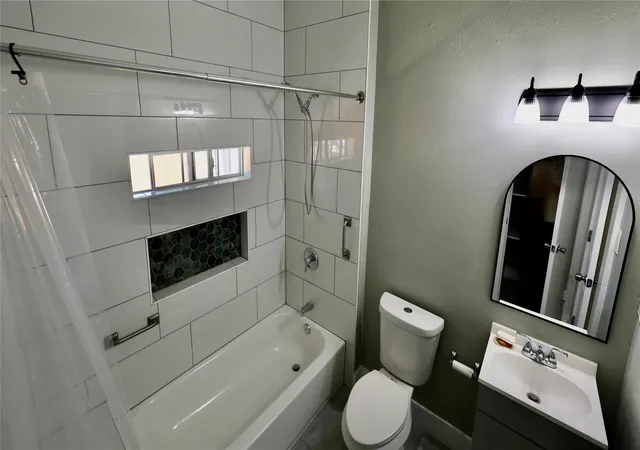 5th image of 2323 W Salinas St, San Antonio, TX 78207 | MLS# 7338402