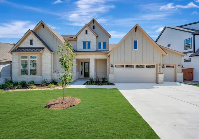 Photo 1 of Single family home for sale at 302 Silver Sage Ct, Dripping Springs, TX 78620 | MLS# 6433780 | Listing updated on 2026-10-07