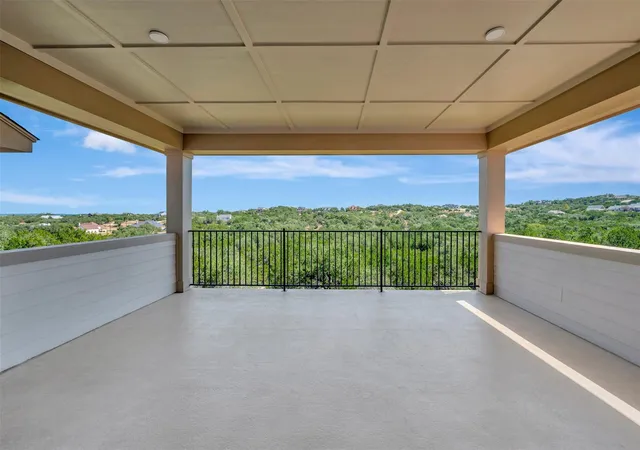 Photo 4 of Single family home for sale at 302 Silver Sage Ct, Dripping Springs, TX 78620 | MLS# 6433780 | Listing updated on 2026-10-07