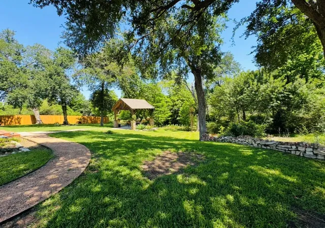 1st image of 203 E 11th St, Elgin, TX 78621 | MLS# 1217009