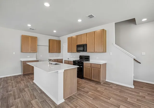 4th image of 15423 Bonnethead Rd, San Antonio, TX 78245 | MLS# 5659772