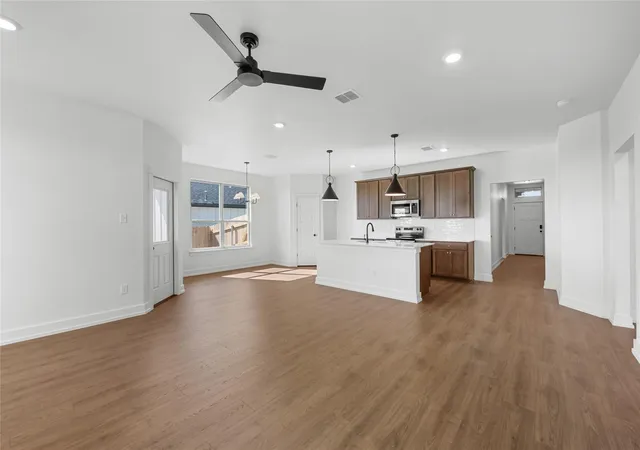 Photo 3 of Single family home for sale at 560 Gus Loop, Georgetown, TX 78626 | MLS# 1836795 | Listing updated on 2026-09-01