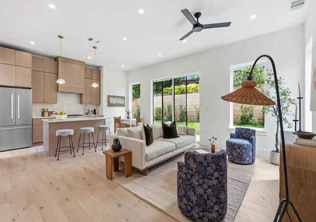 Photo 1 of Single family home for sale at 2009 Payne Ave #2, Austin, TX 78757 | MLS# 9753515 | Listing updated on 2026-10-24