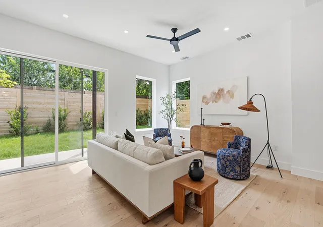 Photo 4 of Single family home for sale at 2009 Payne Ave #2, Austin, TX 78757 | MLS# 9753515 | Listing updated on 2026-10-24