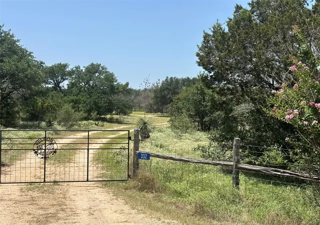Photo 4 of Single family home for sale at 332 Turkey Dr Rd, Dripping Springs, TX 78620 | MLS# 2355539 | Listing updated on 2026-08-25