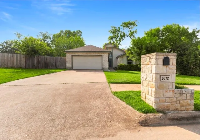 2nd image of 3012 Peacemaker St, Round Rock, TX 78681 | MLS# 1619630