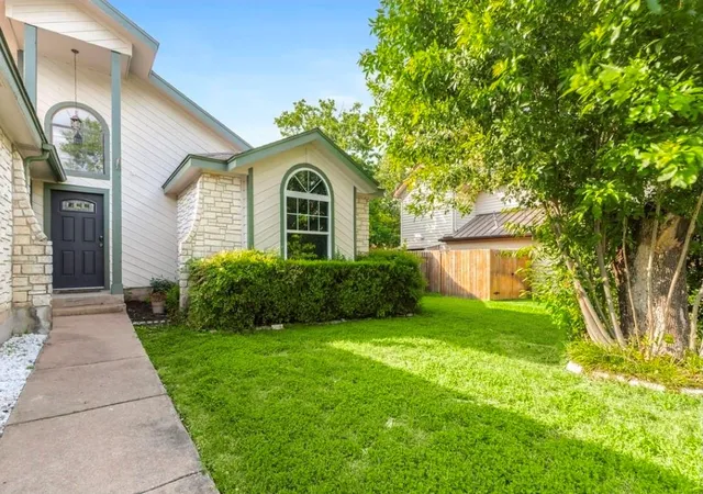 4th image of 3012 Peacemaker St, Round Rock, TX 78681 | MLS# 1619630