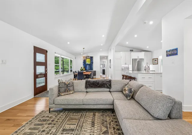 5th image of 6308 Nasco Dr, Austin, TX 78757 | MLS# 1520182
