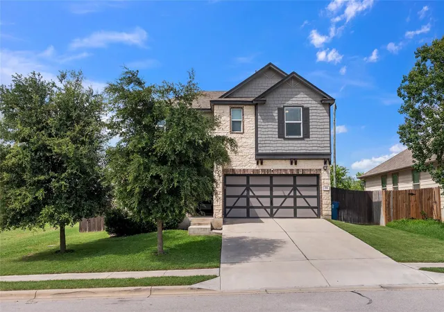 Photo 2 of Single family home for sale at 214 Saranac Dr, Elgin, TX 78621 | MLS# 7498405 | Listing updated on 2026-07-31