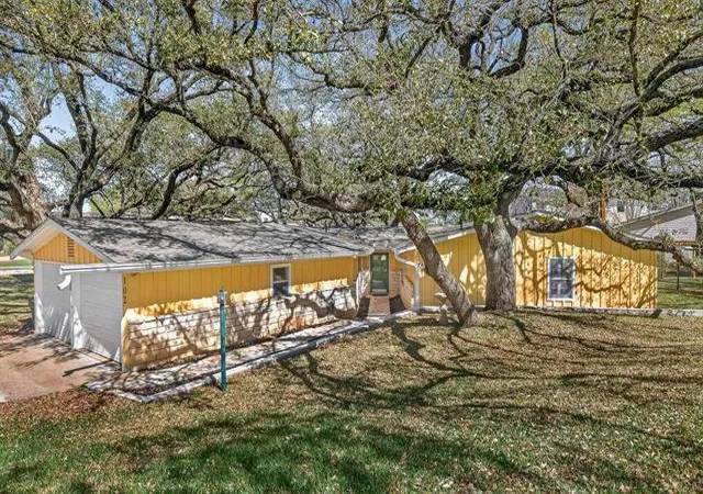 2nd image of 102 Cove Ln, Sunrise Beach, TX 78643 | MLS# 2496280