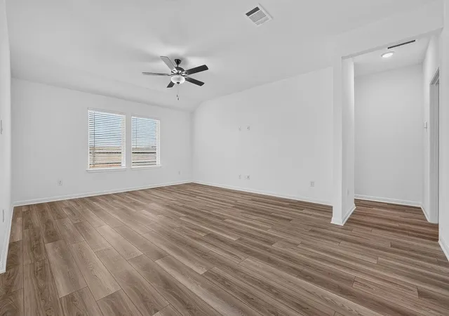 Photo 3 of Sale Pending at 4006 Wynn Rd, Hutto, TX 78634 | MLS# 9570925 | Listing updated on 2026-08-23