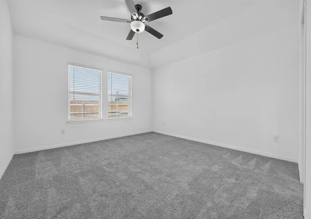 Photo 4 of Sale Pending at 4006 Wynn Rd, Hutto, TX 78634 | MLS# 9570925 | Listing updated on 2026-08-23