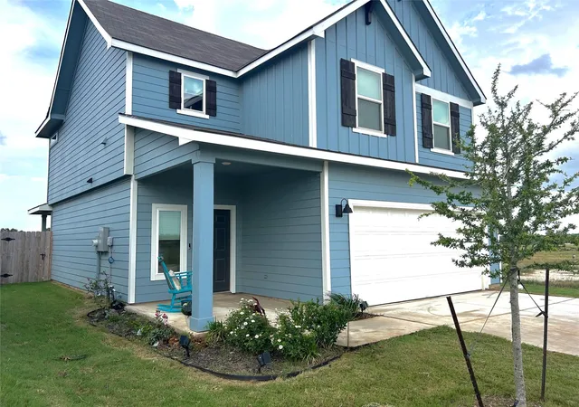 2nd image of 513 Pickel Dr, Rockdale, TX 76567 | MLS# 4710387