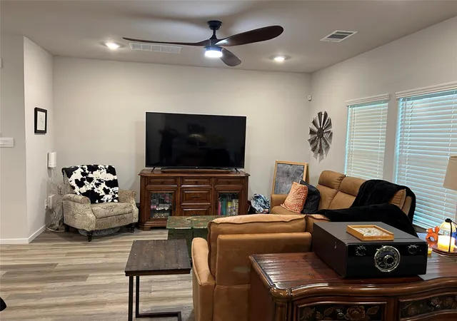 3rd image of 513 Pickel Dr, Rockdale, TX 76567 | MLS# 4710387