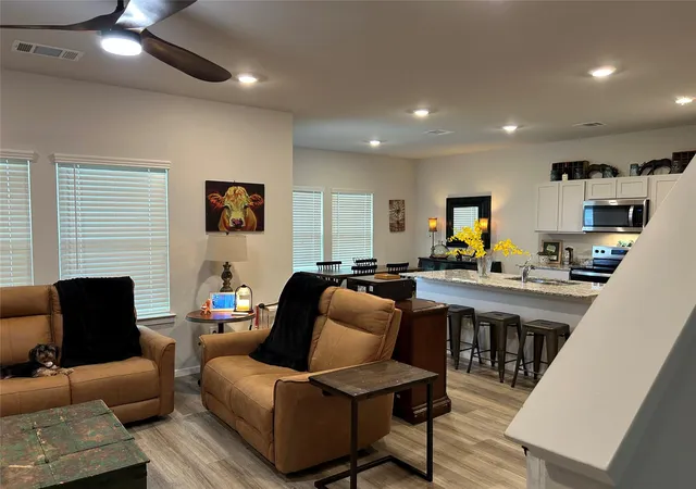 5th image of 513 Pickel Dr, Rockdale, TX 76567 | MLS# 4710387