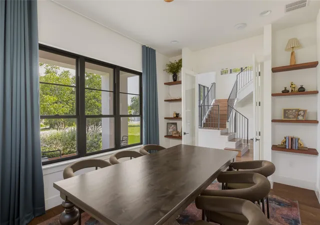 3rd image of 705 W 10Th St, Georgetown, TX 78626 | MLS# 6814043