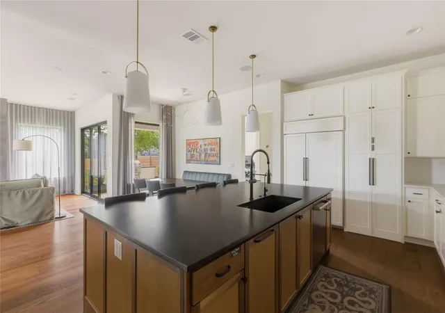 5th image of 705 W 10Th St, Georgetown, TX 78626 | MLS# 6814043