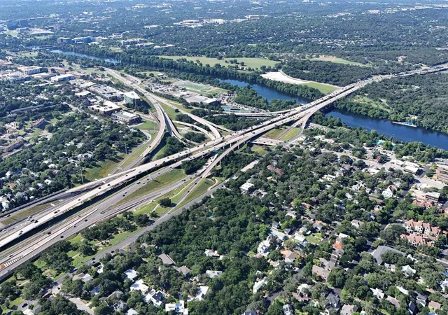 3rd image of 2208 Enfield Rd, Austin, TX 78703